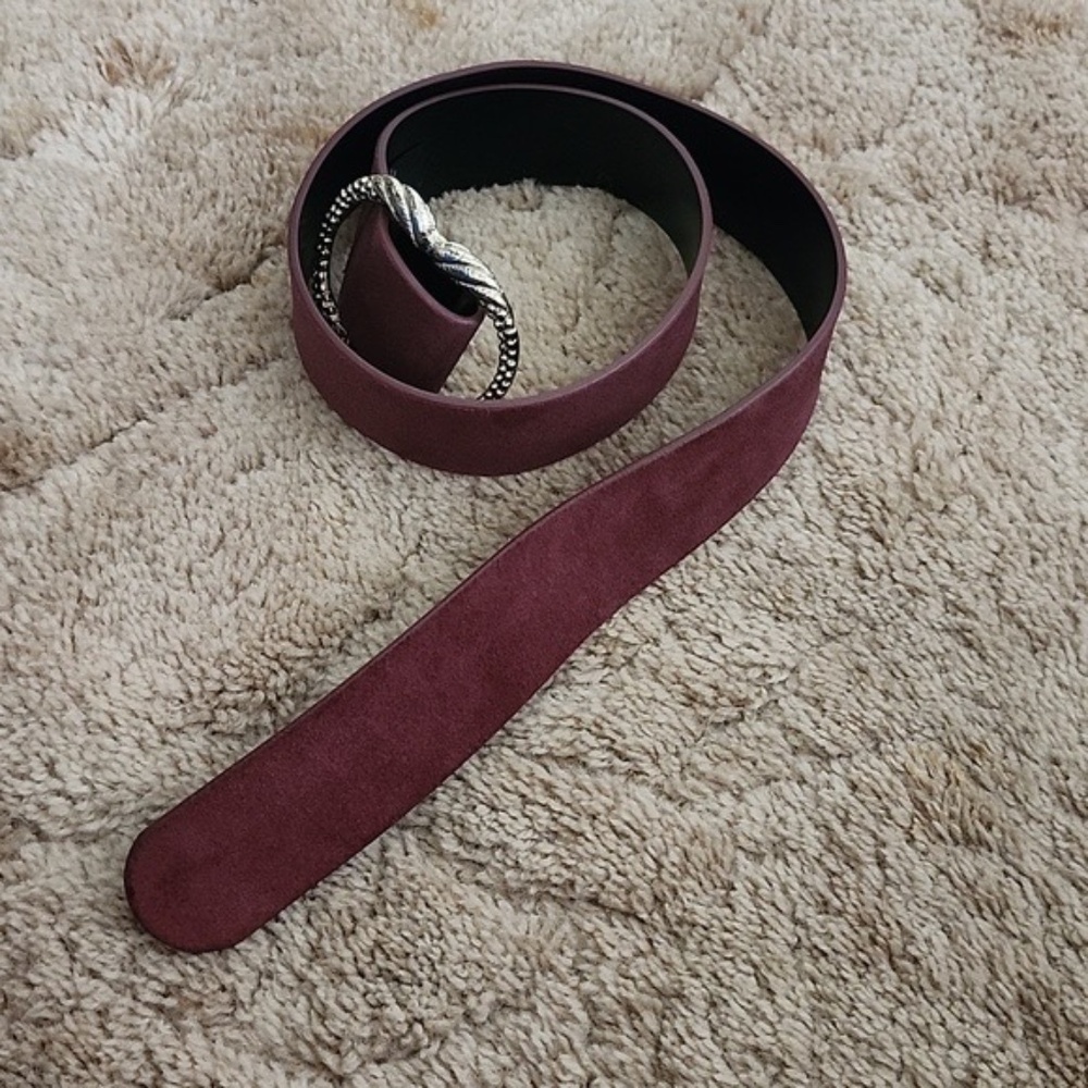 Sezane Artemis Waist Belt, Cassis Colorway, Cow Leather, Gold tone Buckle. - Picture 6 of 6